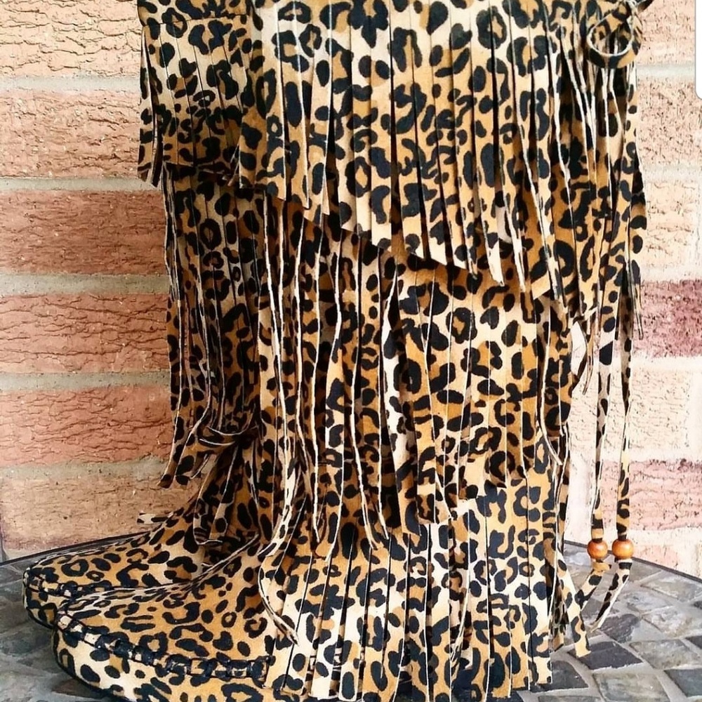 Leopard boots